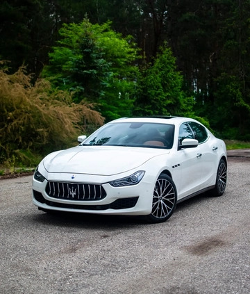 Maserati Ghibli cena 190000 przebieg: 74000, rok produkcji 2021 z Międzyrzecz małe 137